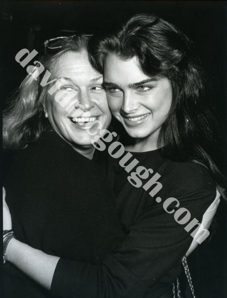 Brooke Shields and Teri Shields  1987, NY 5..jpg